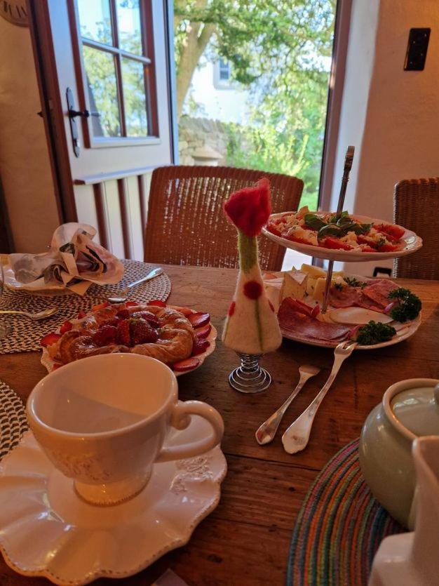 B&B Gutshaus De La Fontaine Feilsdorf Екстериор снимка